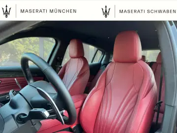MASERATI Grecale GT  Schwarz-Rot Garantie SKYHOOK
