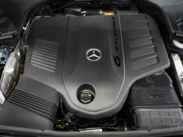 MERCEDES-BENZ S 580e