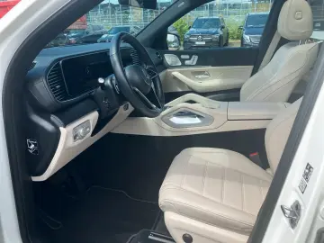 MERCEDES-BENZ GLE 350 de 4MATIC AMG Line Navi Pano.-…