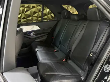 MERCEDES-BENZ GLE 300 d 4Matic