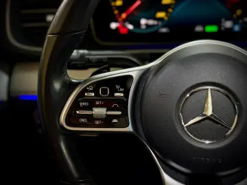 MERCEDES-BENZ GLE 300 d 4Matic