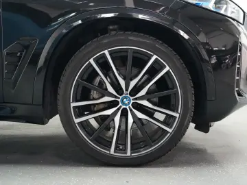 BMW X5 50e xDrive M Sport SKYLOUNGE LUFT MERINO