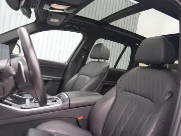 BMW X5 50e xDrive M Sport SKYLOUNGE LUFT MERINO