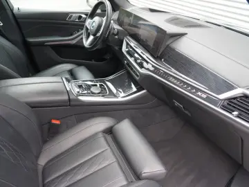 BMW X5 50e xDrive M Sport SKYLOUNGE LUFT MERINO