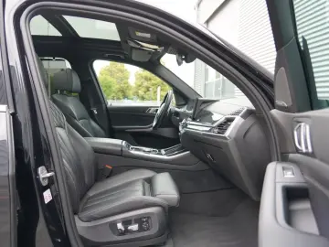 BMW X5 50e xDrive M Sport SKYLOUNGE LUFT MERINO