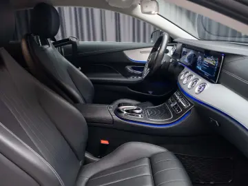 Mercedes-Benz E 200 COUPE