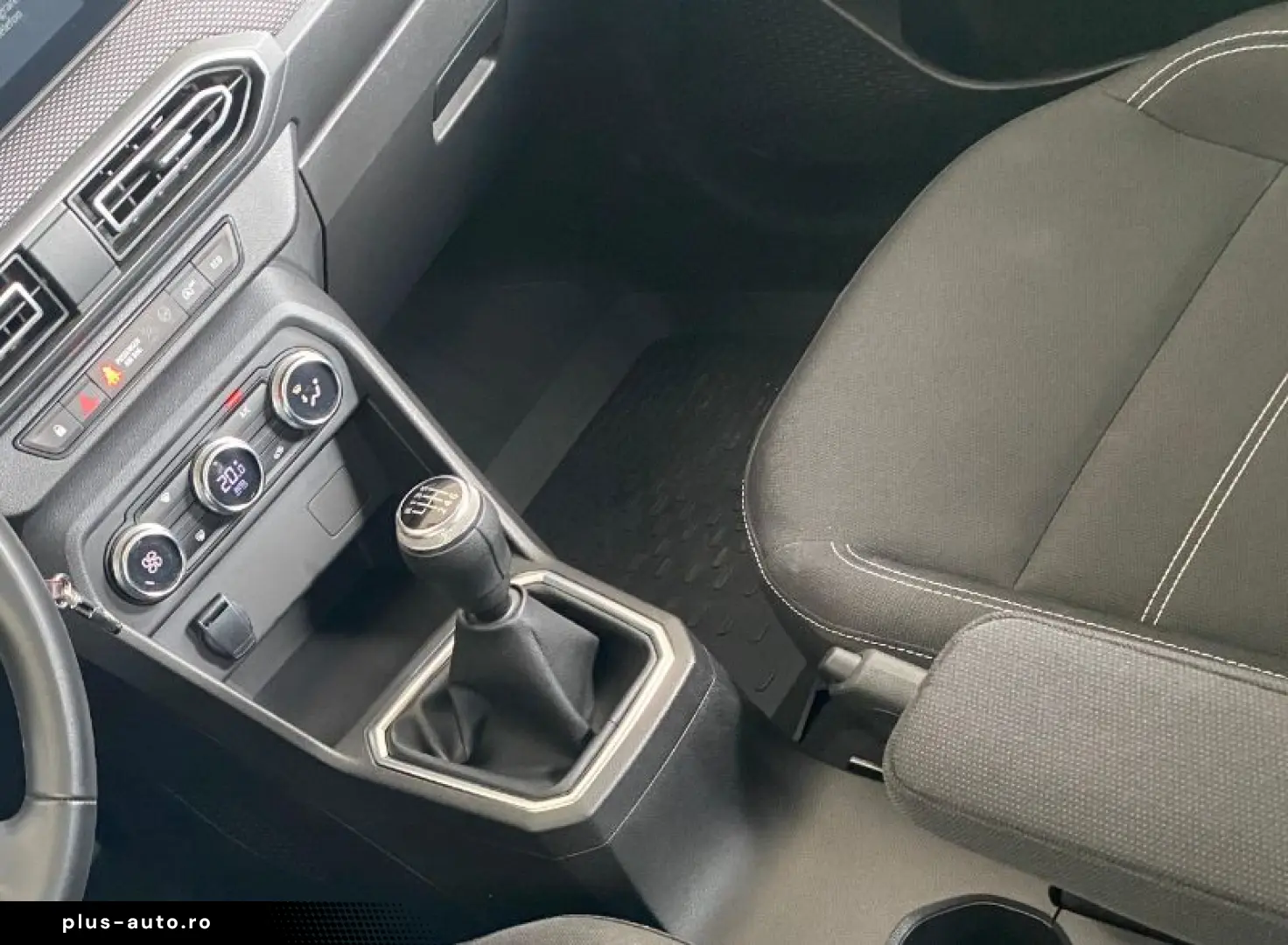 DACIA LOGAN 1.0 TCe 90CP Essential MT6