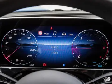 MERCEDES-BENZ E 220 d 4M AMG-Sport Super Pano Burm 360 Night