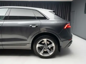 Audi Q8 Quattro 3 0 TDI  AQ8