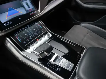 Audi Q8 Quattro 3 0 TDI  AQ8