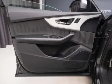 Audi Q8 Quattro 3 0 TDI  AQ8