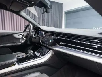 Audi Q8 Quattro 3 0 TDI  AQ8