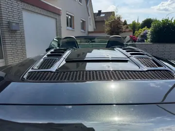 Audi R8 Spyder 5.2 FSI RWD performance