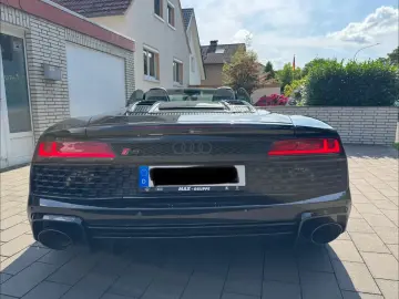 Audi R8 Spyder 5.2 FSI RWD performance