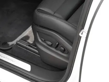 PORSCHE Cayenne AHK 14 Wege Sitze BOSE 21 Zoll