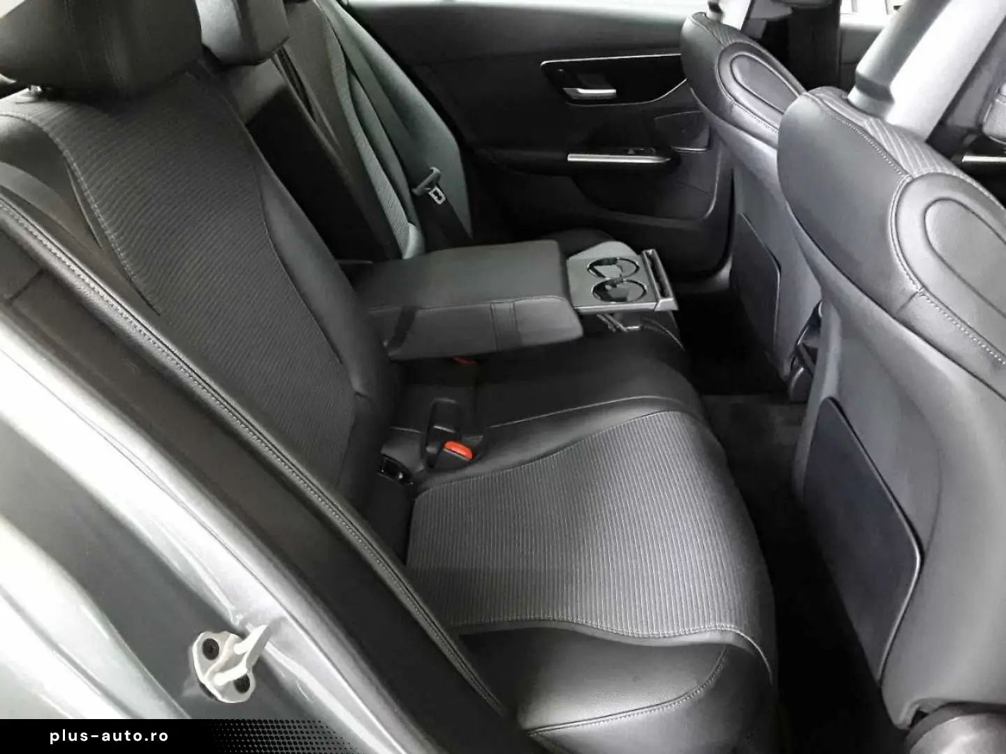 MERCEDES-BENZ C 180 9G- Ava BusiP KomfP KAM