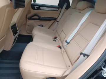 PORSCHE Cayenne E-Hybrid Coupé Platinum Edition
