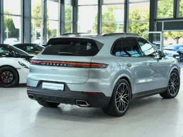 PORSCHE Cayenne E-Hybrid SPORT-CHRONO 14-WEGE BOSE PANO