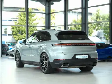PORSCHE Cayenne E-Hybrid SPORT-CHRONO 14-WEGE BOSE PANO