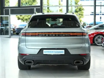 PORSCHE Cayenne E-Hybrid SPORT-CHRONO 14-WEGE BOSE PANO