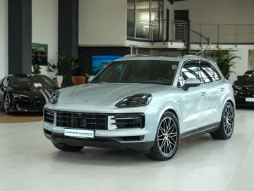 PORSCHE Cayenne E-Hybrid SPORT-CHRONO 14-WEGE BOSE PANO