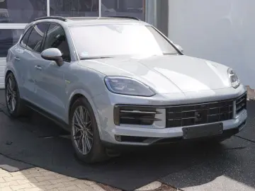 PORSCHE Cayenne E-Hybrid Luft AHK BOSE 4 Zonen Head Up