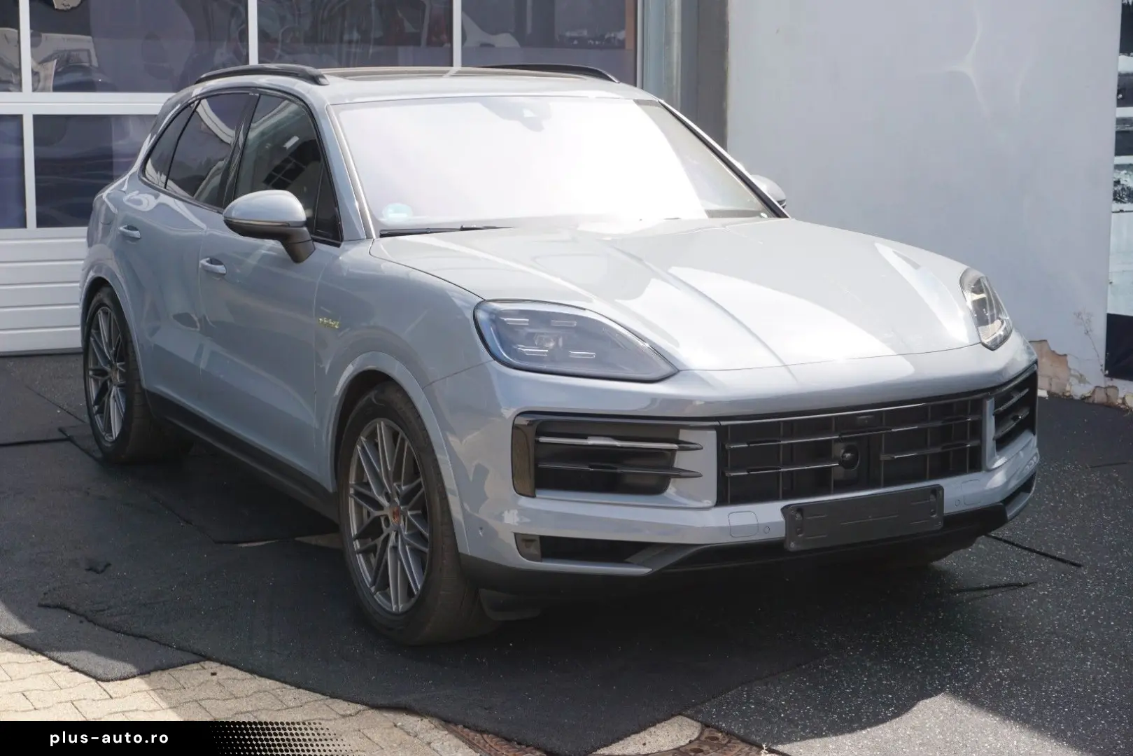 PORSCHE Cayenne E-Hybrid Luft AHK BOSE 4 Zonen Head Up