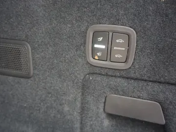 PORSCHE Cayenne E-Hybrid Luft AHK BOSE 4 Zonen Head Up