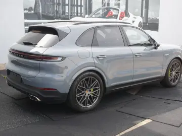 PORSCHE Cayenne E-Hybrid Luft AHK BOSE 4 Zonen Head Up
