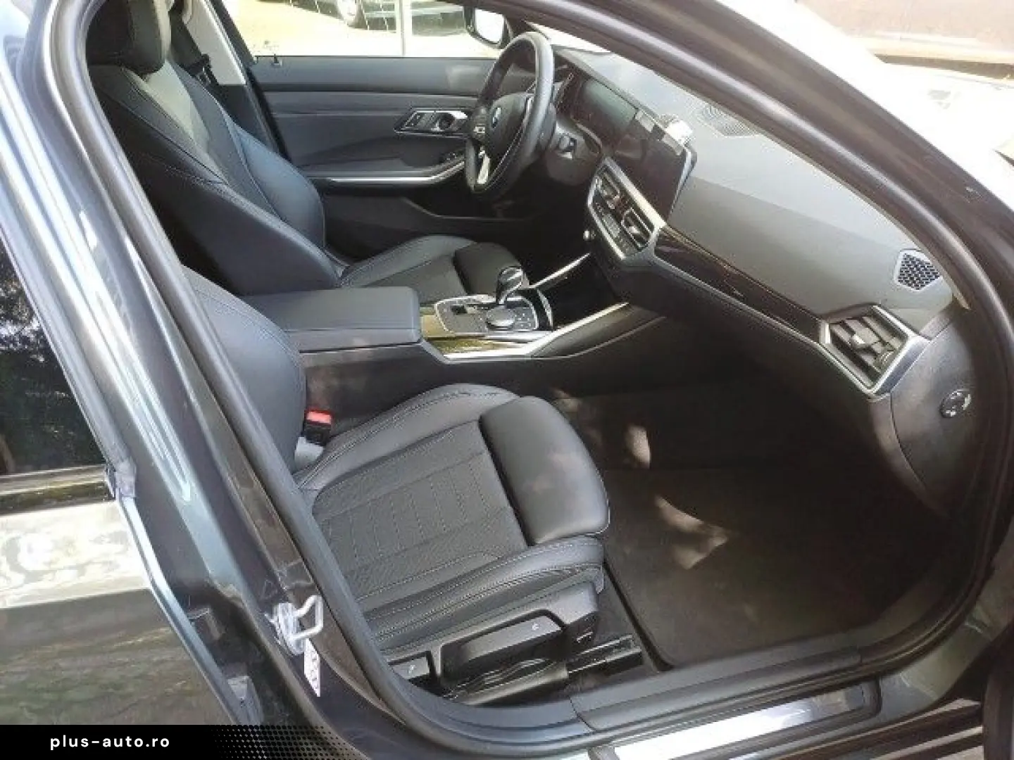 BMW 320 i Sport Line AUT LED NAVI HIFI SHZ PDC TEMPO