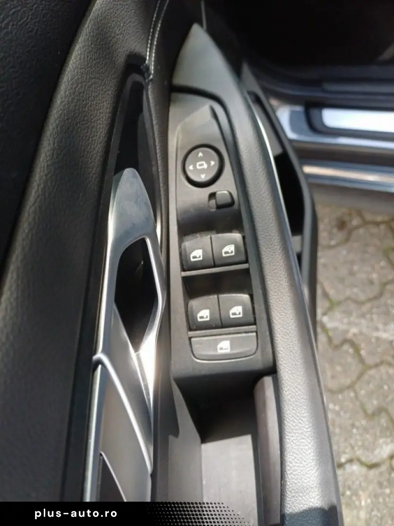 BMW 320 i Sport Line AUT LED NAVI HIFI SHZ PDC TEMPO