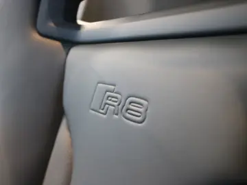 Audi R8 Spyder Performance - New Car