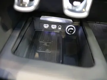 Audi R8 Spyder Performance - New Car