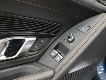 Audi R8 Spyder Performance - New Car
