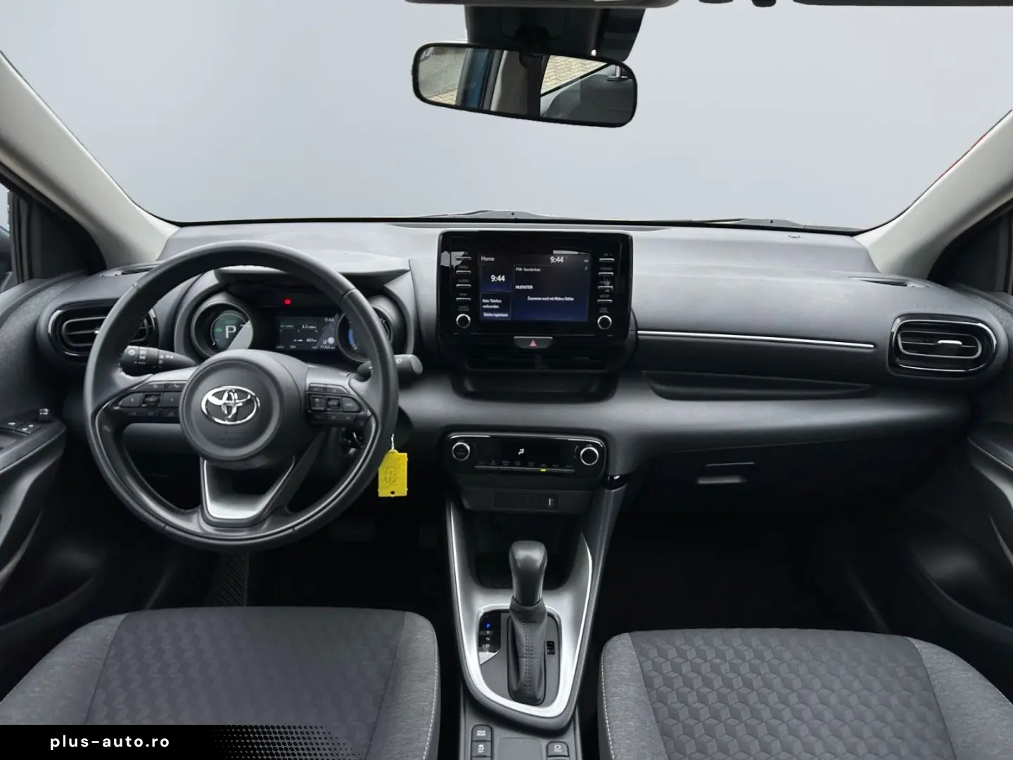 TOYOTA Yaris Hybrid 1.5 Team D