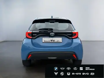 TOYOTA Yaris Hybrid 1.5 Team D