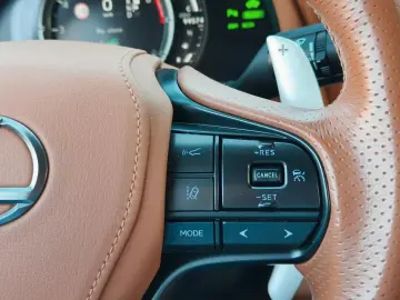 Lexus LC 500h Sport  Carbon HUD