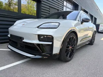 Porsche Macan Electric GTS SPORTSIGN-HAL-MEGAVOL