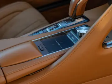 Lexus LC 500 Luxury   Mark Levinson HUD