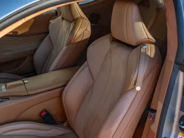 Lexus LC 500 Luxury   Mark Levinson HUD
