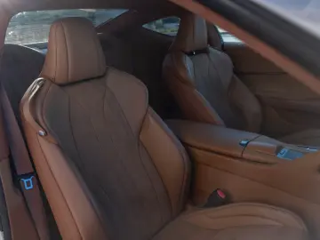 Lexus LC 500 Luxury   Mark Levinson HUD