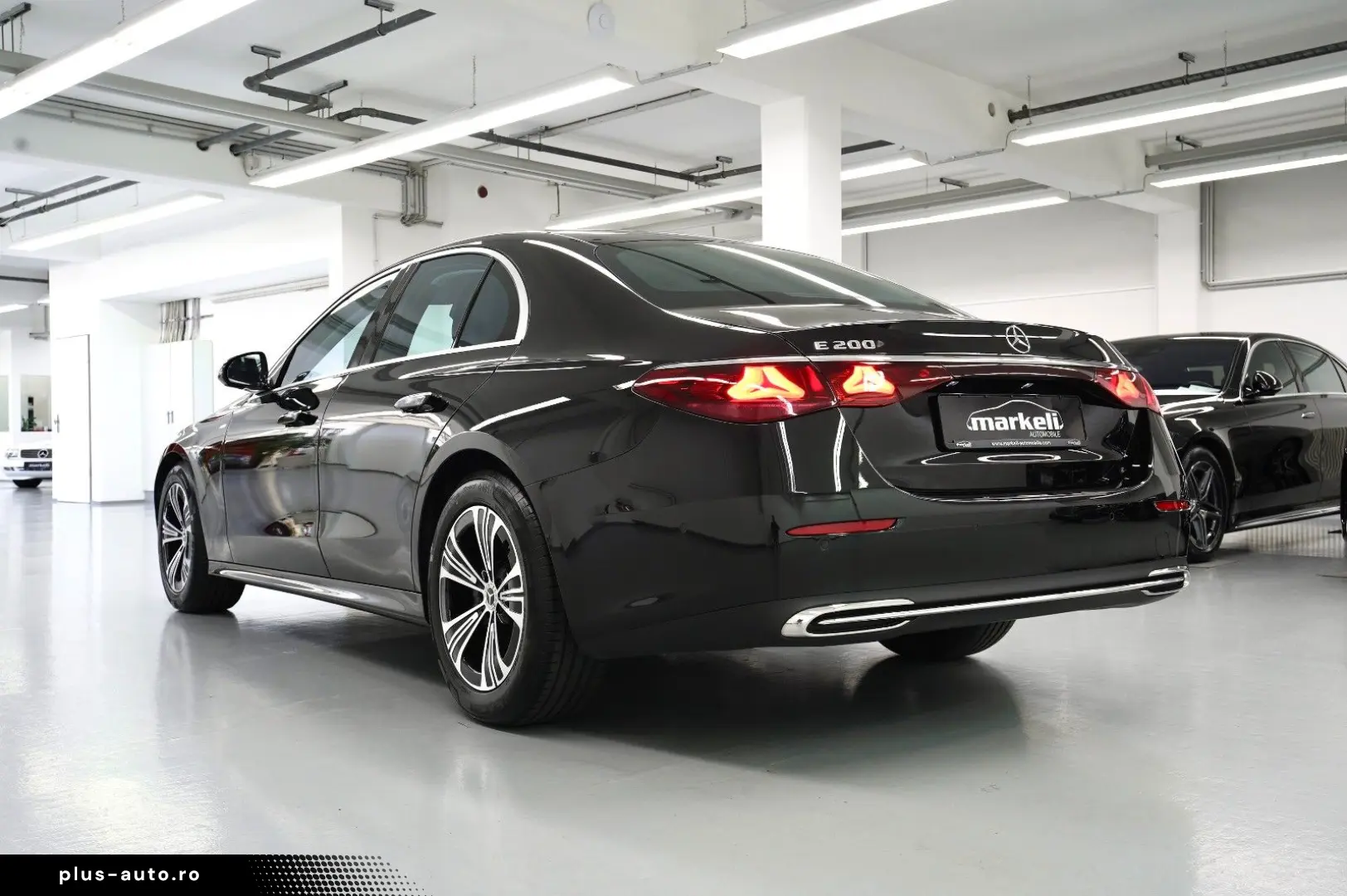 MERCEDES-BENZ E 200 Avantgarde Advanced DISTRONIC