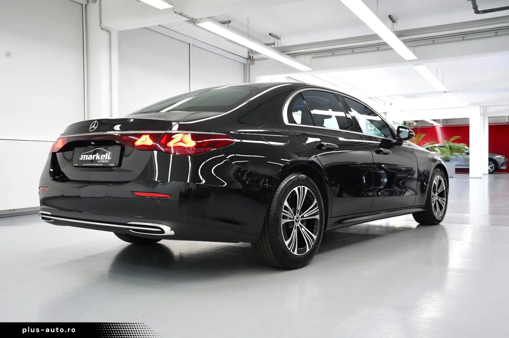 MERCEDES-BENZ E 200 Avantgarde Advanced DISTRONIC