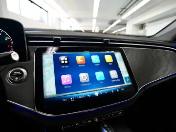 MERCEDES-BENZ E 200 Avantgarde Advanced DISTRONIC