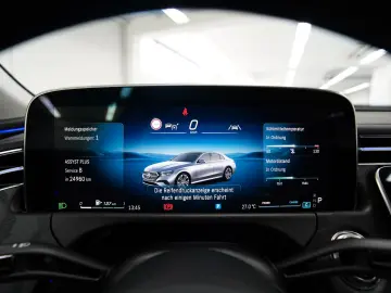 MERCEDES-BENZ E 200 Avantgarde Advanced DISTRONIC