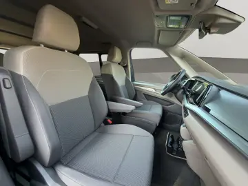 VW T7 Multivan  eHybrid 4 x 4