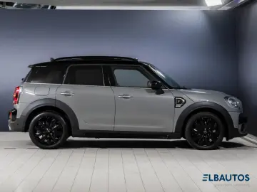 MINI Countryman Cooper S LED Pano Navi Kamera Sitzh.