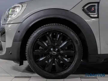 MINI Countryman Cooper S LED Pano Navi Kamera Sitzh.
