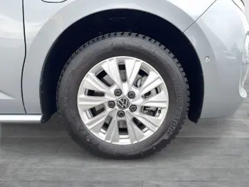 VW Multivan Langversion Life LED
