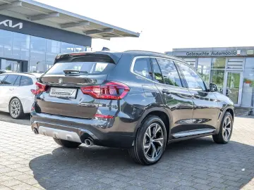BMW X3 xDrive20d A NAVI LED Sound Syst.